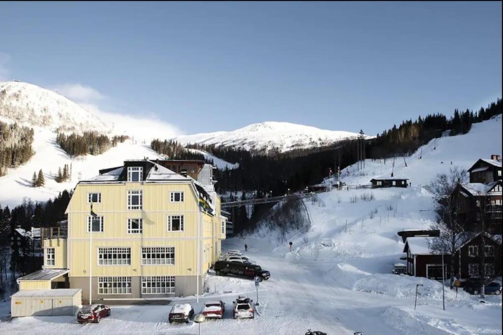 Chic Are Apt For 6 Ski-In-Ski-Out With Sauna Екстер'єр фото